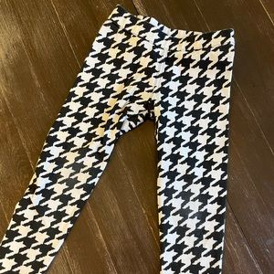 Janie and Jack size 5 leggings (top listed separately)